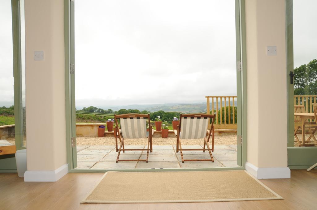 Wyke Farm Axminster Exterior photo